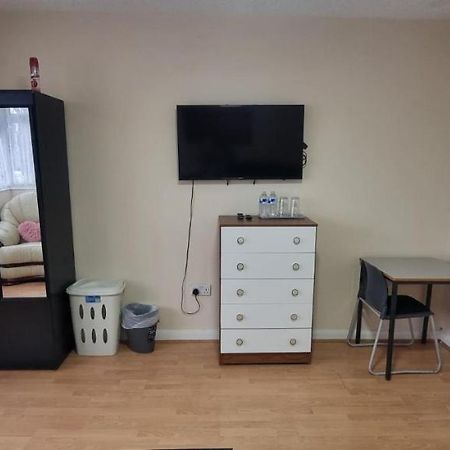 Star Homes Λονδίνο Εξωτερικό φωτογραφία